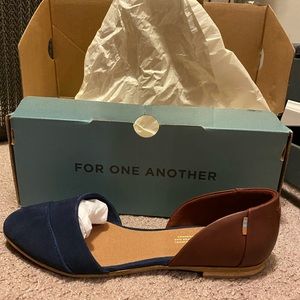 TOMS shoes Jutti D’Orsay navy/penny brown